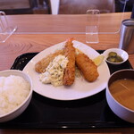 Shokudou Sakura - ミックスフライ定食