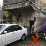 大峰ラーメン - 赤印は駐車厳禁！ 紫の看板をよく見てね