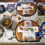 香風館 - 料理写真:夕食（はじめに並んだ料理）
