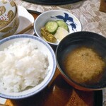 香風館 - 夕食（ご飯 ＆ 漬物 ＆ 味噌汁）