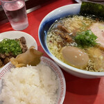 カドヤ食堂 - 塩そば、モツ煮、白飯小