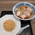 麺屋 喜多方 - 喜多方ラーメンとチャーハンセット980円