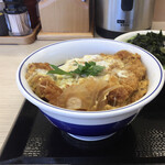 かつや - カツ丼なのでこ衣はモサってしてるのだろうけど中身がヌルヌル