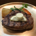 ステーキハウス キッチンリボン - でかい。