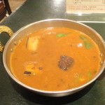 中辛の豆と茄子のカレー