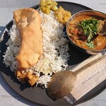 プラマーナ・スパイス - todays curry ハマグリと豚肩ロースのカレー ¥1,200