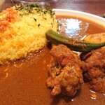 たごカレー - チキンカレーのアップ