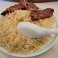 三和楼 - 排骨炒飯