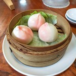 台湾料理 鴻福苑 - 桃まんじゅう