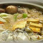 家庭料理 きんどん - 冬の人気メニュ『かき鍋味噌仕立て』　〆のうどんがたまりません！！