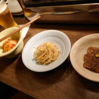 うしごろ 貫 五反田店 - 前菜三種