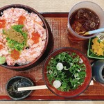 金沢海鮮丼　もり家 - 金沢名物かに味噌丼+Aセット