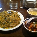 15869536 - 高菜炒飯と麻婆豆腐のセット