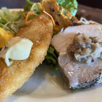 宇都宮スパ屋 - 前菜のポークと白身魚のフライ