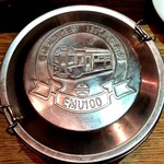 劉の店 - 「鉄道弁当」のお弁当箱