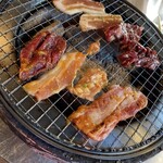 炭火焼肉 ブルスタ 月寒東店 - 