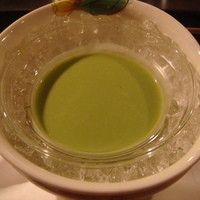 銀座うかい亭 - 冷製天豆のスープ