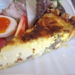 メゾン ドゥ アッシュ - キノコのキッシュ