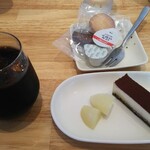 ボーノ - デザートセット  アイスコーヒーとティラミス