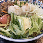 Sobadokoro Matsuya - 野菜サイド。このマヨネーズが混ざると良いコクを演出