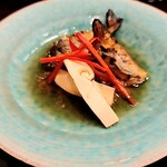 馬車道 大かわ - 子持ち鮎山椒煮と松茸