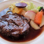 メゾン ドゥ アッシュ - 牛肉の赤ワイン煮