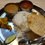 ネパールキッチン マチャプチャレ レストラン - たっぷりご飯
