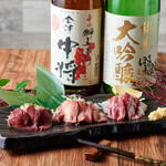 日本の酒と馬の肉 ウマ○ - 