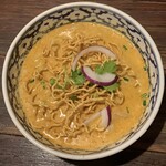 Gamuran dii - ♦︎ チェンマイ式ココナッツカレー麺・・平たく言えば"カオソーイ"