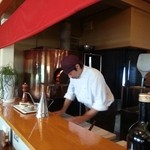 Trattoria Parent - ★シェフが生地に愛情投入中♪