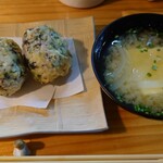 酔月 - おにぎり天、味噌汁