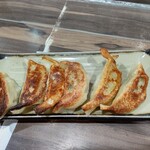 長洲屋 - 餃子！