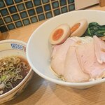 ほっこり中華そば もつけ - 