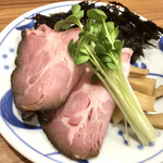 中華そば 西川 - 2枚もついてお得だ