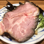 中華そば 西川 - 広げるとデカい