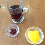 海燕 - 食後のデザートとロシアンティー（ジャム付き）