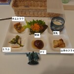 Habu Ando Hiringu Hana - HANAプレート1100円　前菜