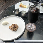 MAIN DINING by THE HOUSE OF PACIFIC - モンブランとアイスコーヒー