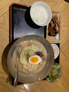 J−chan 冷麺 - 