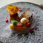 スタジオーネ - 