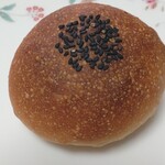 CRUMB bread&coffee - 香住鶴あまざけあんぱん　185円