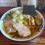 麺屋　十郎兵衛  - 極太醤油中華そば！