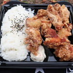 Famiri Bentou - 唐揚げ弁当 500円税込，袋代3円