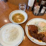 Genji - ビーフカツ70g +エビクリームコロッケ定食（上から）