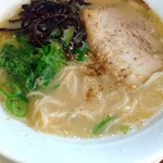 タンメン専門店 満菜 - 白丸ラーメン(*´-`)b胡椒ゴマ