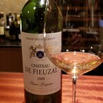 蒼 - お酒④シャトー・ド・フューザル・ブラン(白ワイン、フランス)
      葡萄品種:ソーヴィニヨン・ブラン、セミヨン