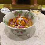 トゥ・ラ・ジョア イズム - 