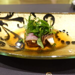 トゥ・ラ・ジョア イズム - 