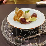 トゥ・ラ・ジョア イズム - 