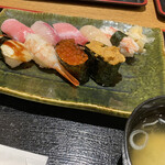 Tsukiji Sushi Iwa - にぎり匠。2750円。